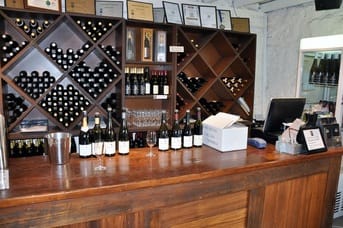 Coal River Valley Gourmet Food & Wine Tour (~ 9 hours) 3