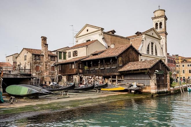 Canal Grande Boat Trip and Walking Tour in a Different Neighborhood 7