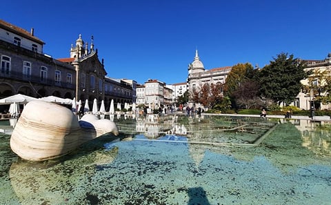 Shared Braga & Guimarães Day Trip from Porto