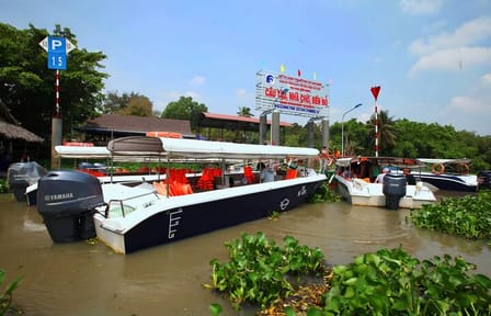 Cu Chi Tunnel Half-Day Tour with Luxury Boat from Ho Chi Minh City
