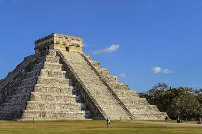 Chichen Itza Classic Cenote & Valladolid Tour