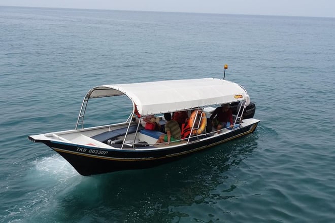 4D 3N Tour Kuala Lumpur -Cameron Highlands -Taman Negara-Perhentian/Redang Island drop off (P39)