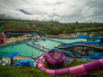 Day Trip to Water Park and Kirtipur Sightseeing from Kathmandu