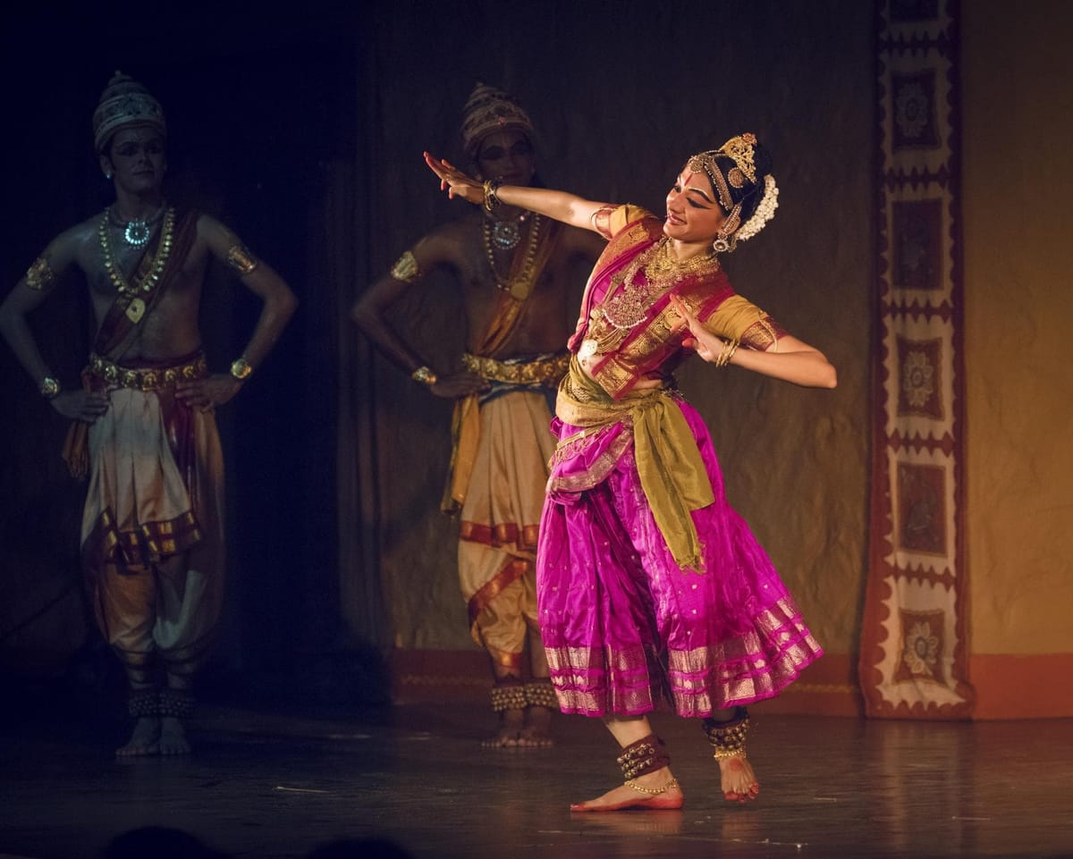 Backwaters & Beyond: Exploring South India’s Temples