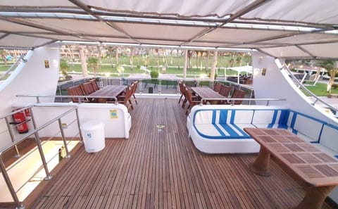 Snorkeling Adventure at Dolphin House Reefs in Hurghada