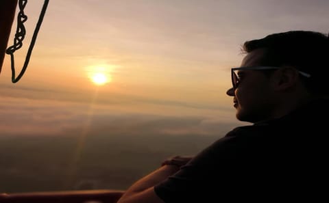 Hot Air Balloon Adventure Over Mueang Chiang Rai's Landscapes