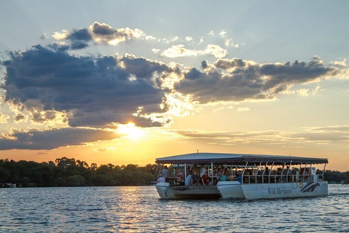 15 minutes scenic helicopter flight above Victoria Falls-Zimbabwe