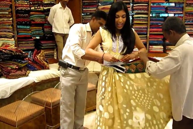 Learn Drape Indian Saree Your Self with Meal  photo 2