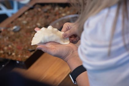 BA: Small Group Empanadas Cooking Class & Wine Tasting in Palermo