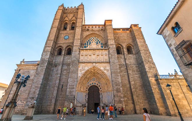 Avila Day Trip with Madway