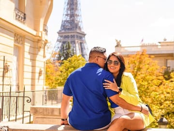 Private Engagement Photo Shoot in Iconic Paris Locations