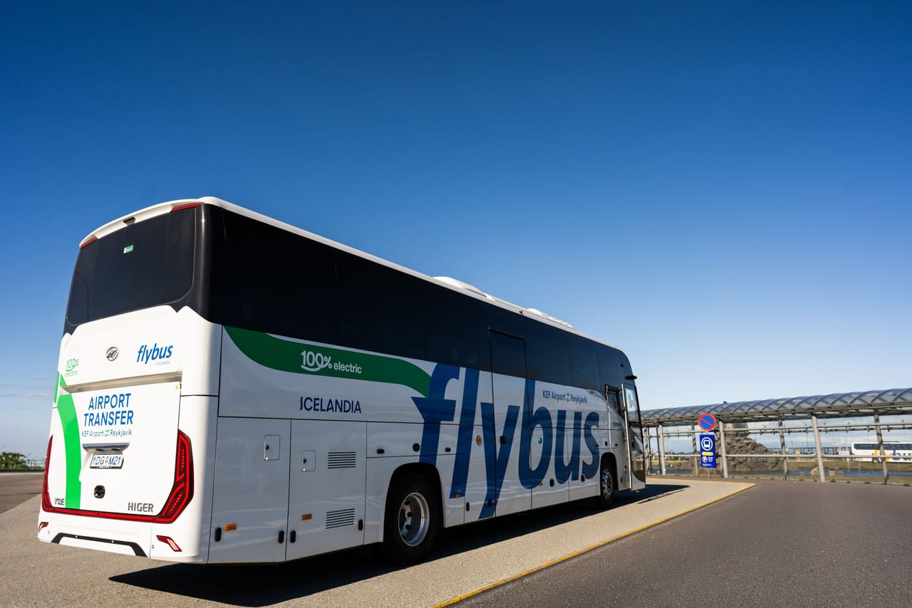 Flybus Plus - Hotel to Airport 4