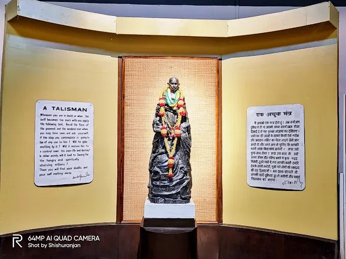 Private Delhi 4 Museum Tour with Entrance Fees 7