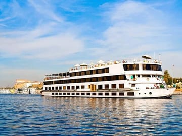 Private Nile Cruise: 5 Days from Luxor to Aswan with Edfu Visit