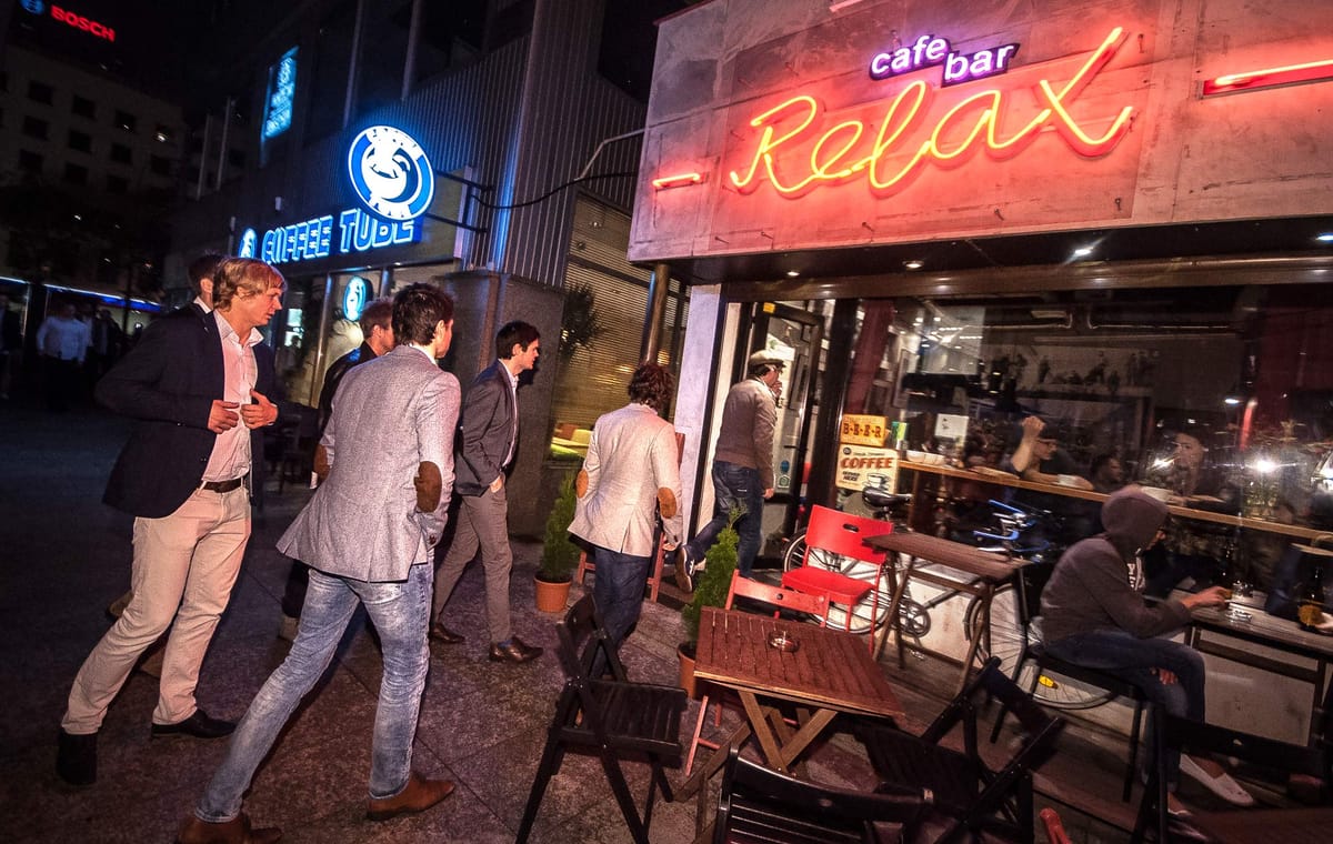 Evening Warsaw – pub and history tour with hotel pickup