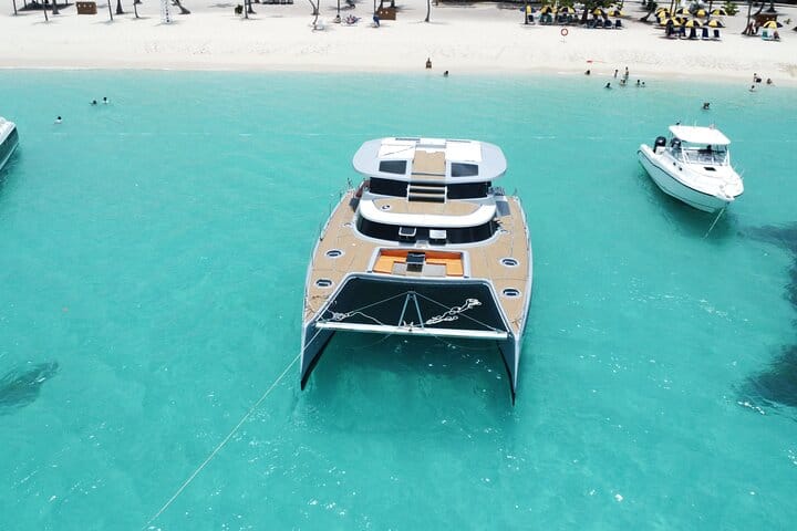 Anchor in paradise and explore the crystal-clear waters of Saona Island on your private luxury yacht