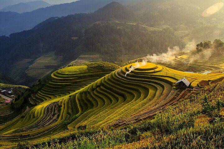 Charming Sapa Town & Bac Ha Market Adventure with Local Activities