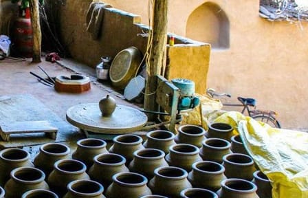 2 Days Bundi Privete Tour from Jaipur with Pottery and Crafts (Theekarda)Village