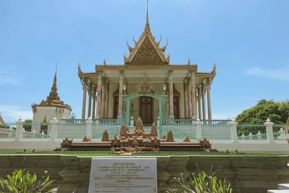 Classic Phnom Penh City Full Day Tour