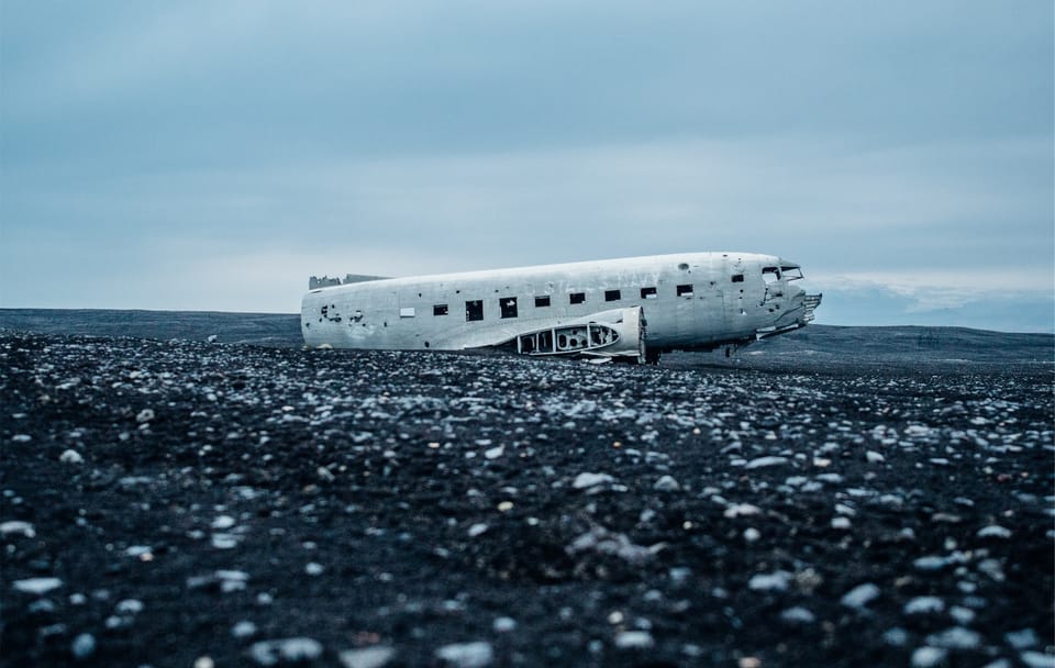 Private 10-Day Van Tour of Iceland's Scenic Highlights