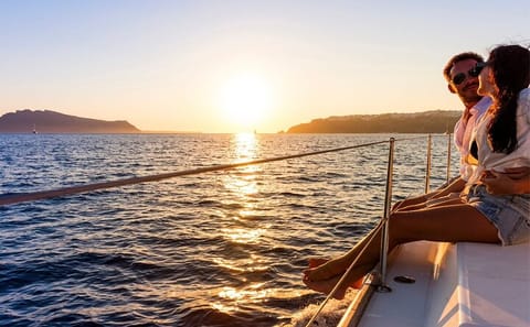 Mykonos Catamaran Tour to Delos and Rhenia Islands