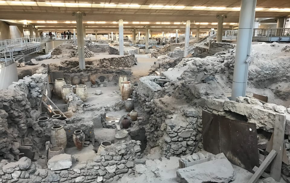 Private Santorini Tour: Akrotiri and Traditional Villages
