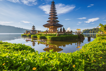 Explore Ubud Palace and Bali's Nature and Culture in 4 Days