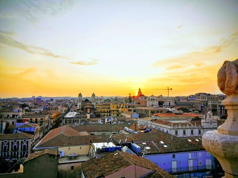 Catania by Night – Private Elegant Walking Experience