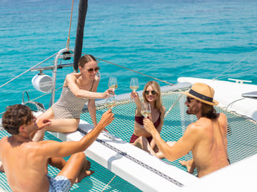 Athens Luxury Catamaran Cruise with Greek Meal & Drinks