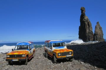 Private 4x4 Tour of Caniço and Porto Moniz in Madeira