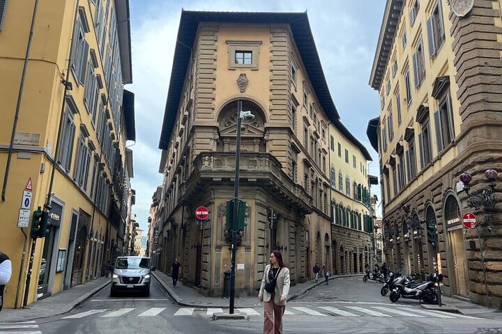 Florence Walking Tour in a Group with a Russian-speaking Guide 2
