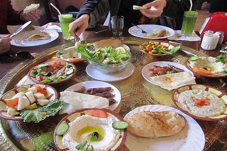 Private Dining Experience with Traditional Jordanian Cuisine in Amman