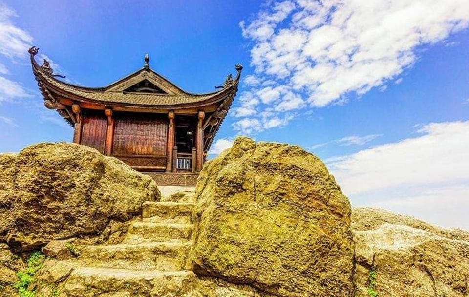 Full-Day Cultural Tour of Yen Tu Mountain from Hanoi