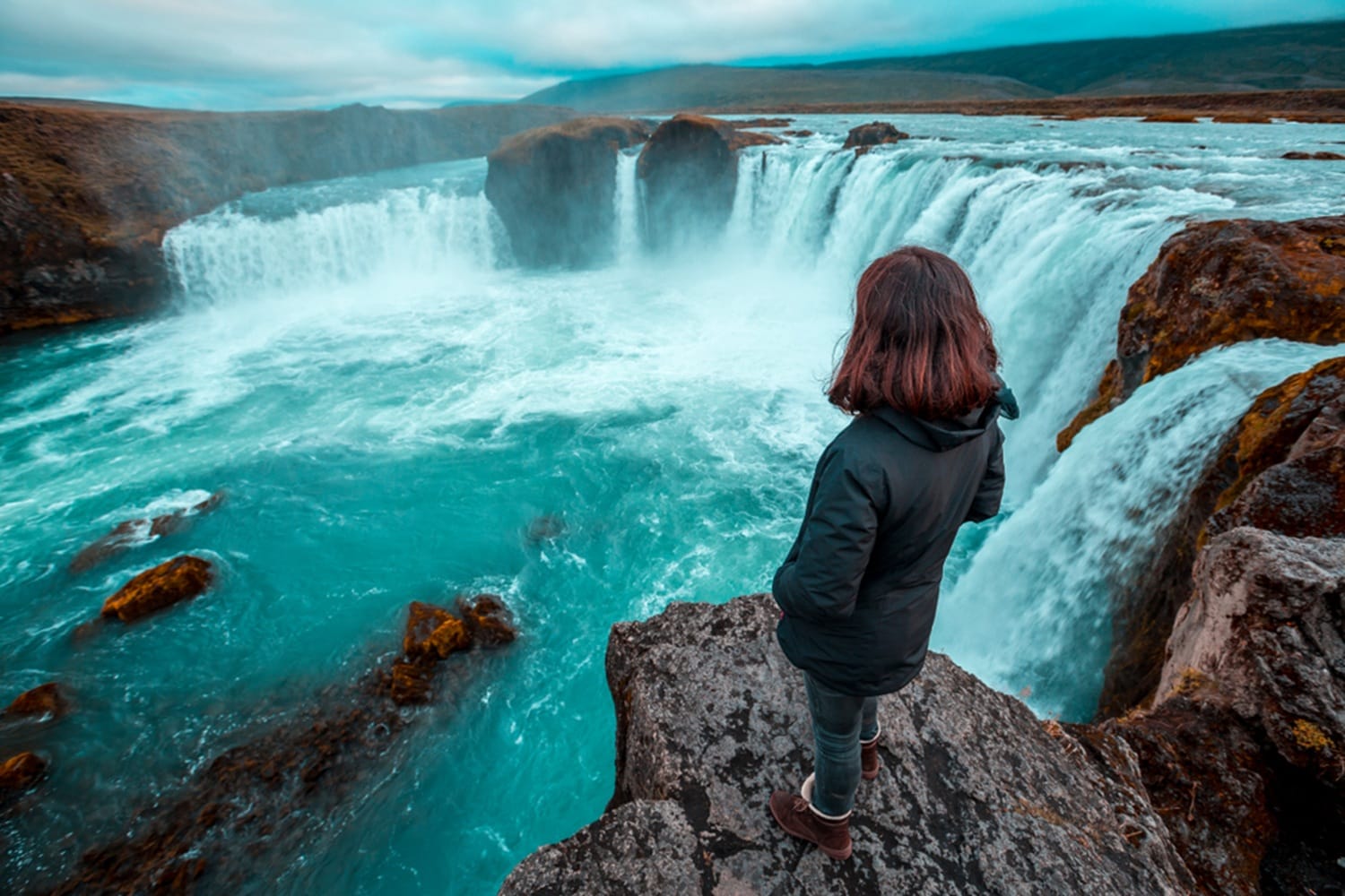 Akureyri: Private Lake Mývatn, Goðafoss & Lava Fields Cruise Tour
