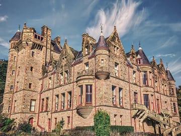 Belfast City Day Tour: History and Culture Exploration