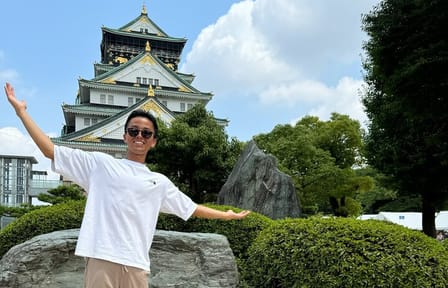 Osaka Castle Walking Tour