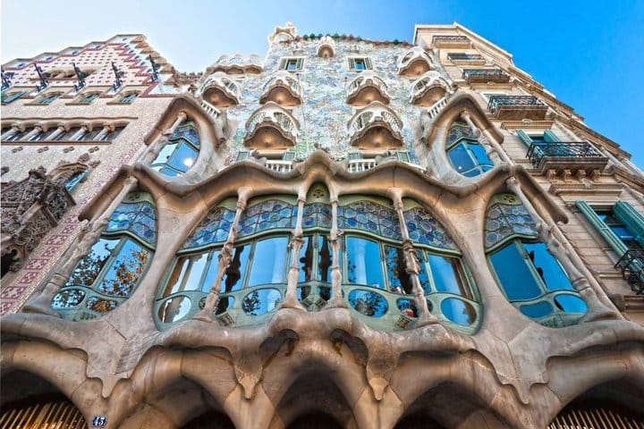 Barcelona Highlights Casa Batllo and Gothic Quarter 9