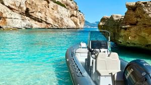 From Cala Gonone: dinghy trip in the Gulf of Orosei 