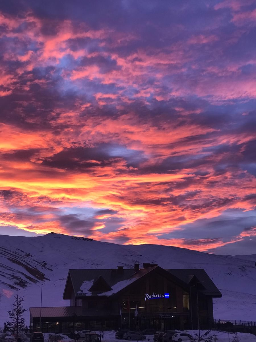 Embrace Winter’s Magic: A 14-Day “WHITE ROUTE” Through Istanbul, Cappadocia & Erciyes Ski Resort