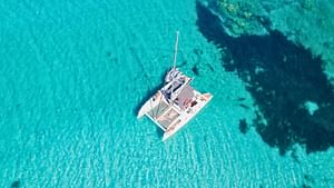 Catamaran tour among the islands of the La Maddalena Archipelago from Cannigione