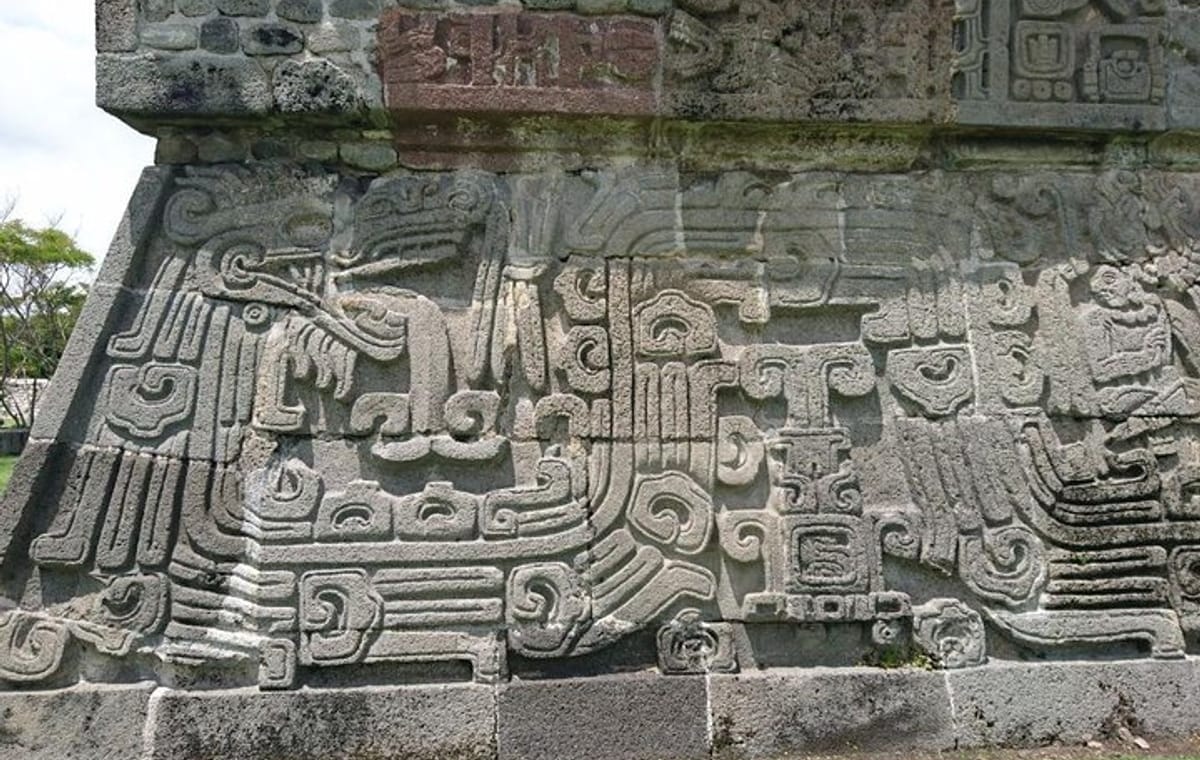 Private Day Tour of Xochicalco Archaeological Site and Cuernavaca
