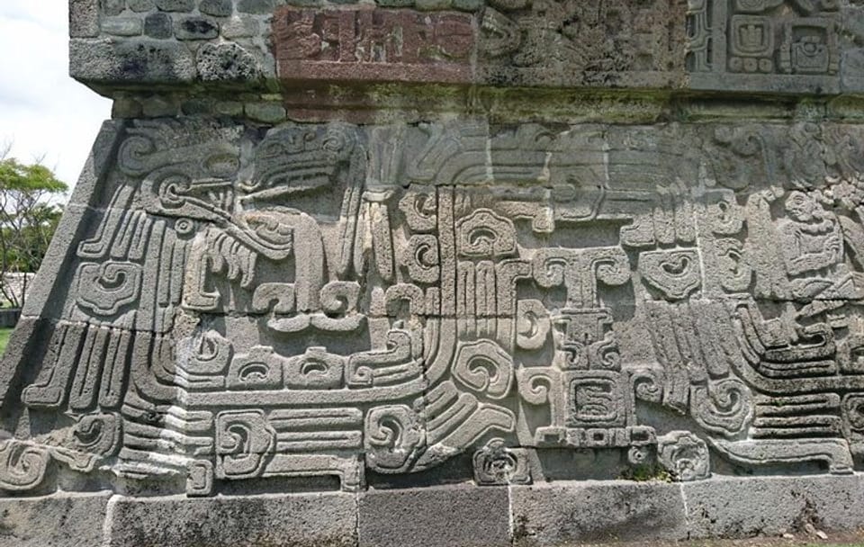 Private Day Tour of Xochicalco and Cuernavaca Highlights