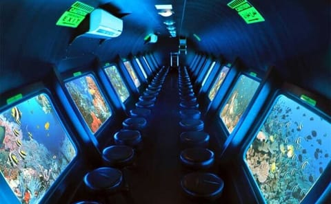 Semi-Submarine and Snorkeling Tour in Hurghada