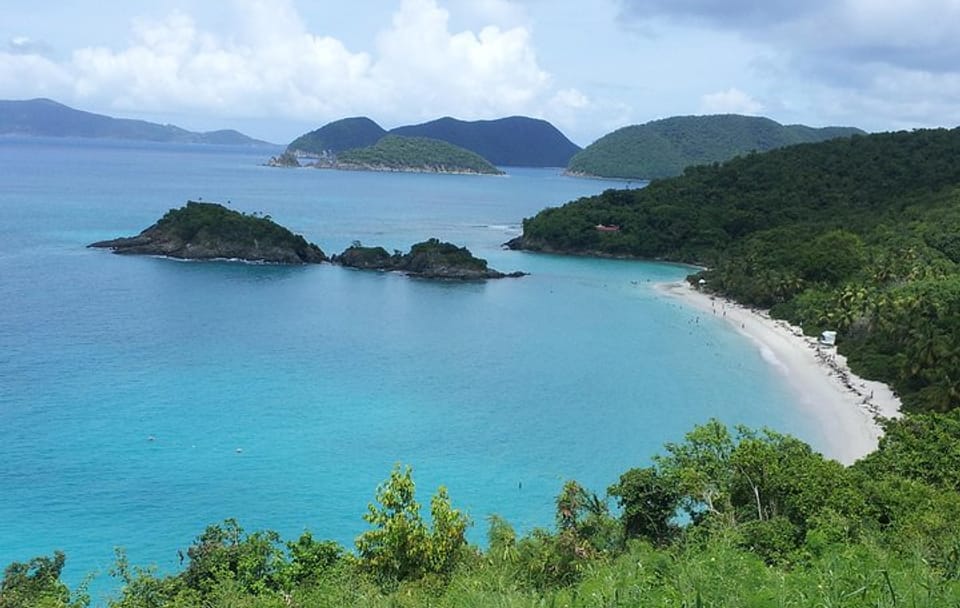 Private Full Day Tour of Charlotte Amalie and Smith Bay