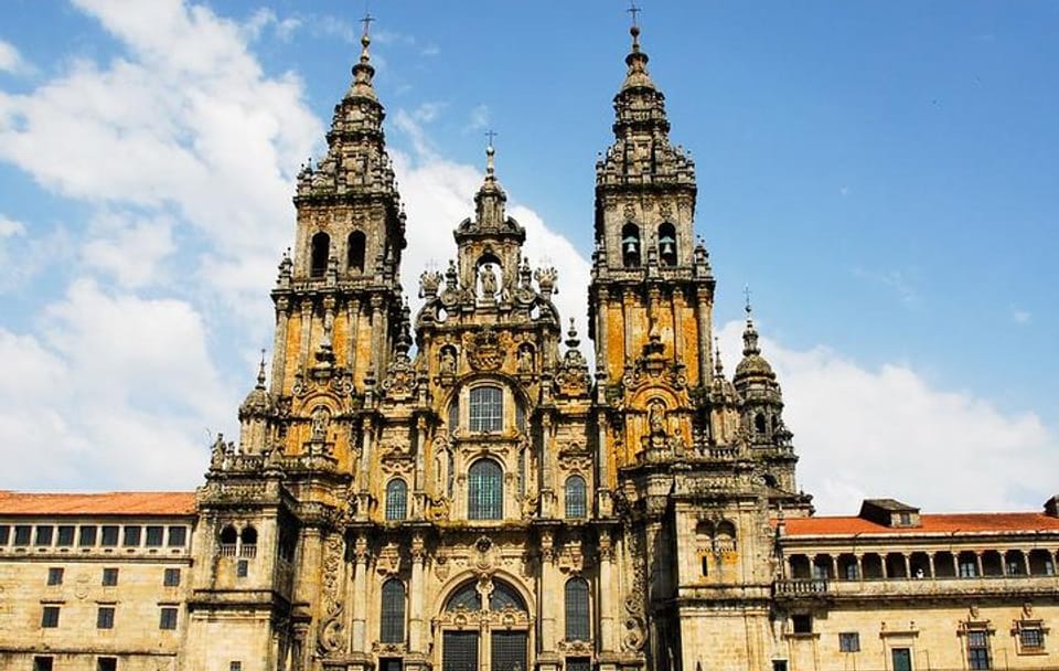 Santiago and Valença do Minho Full Day Private Tour