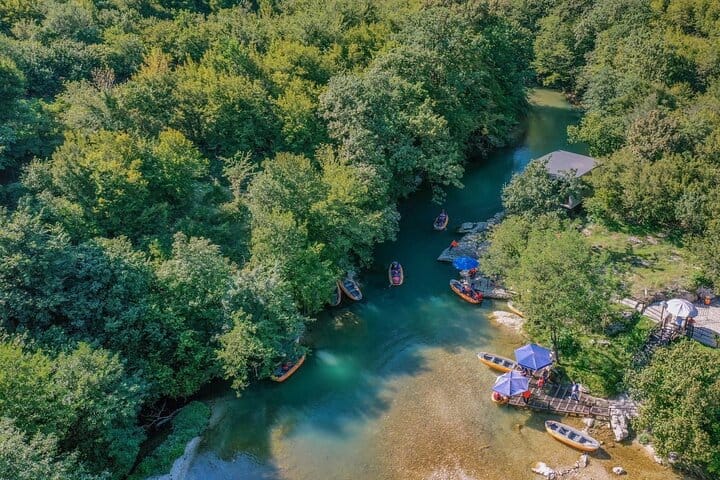 4 Full days in Georgia with private tour, free aiport