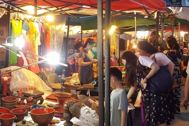 Chiang Mai Night Street Food Experience – Private Tour photo 5