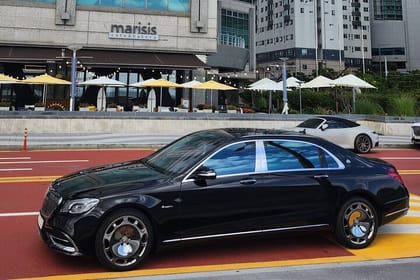 Korea VIP Private Tour by Mercedes‑Maybach S‑Class Chauffeur