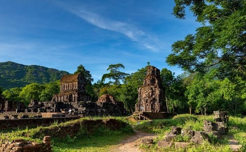 My Son Sanctuary and Hoi An Full-Day Cultural Tour from Da Nang