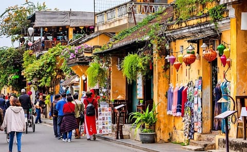 Marble Mountain and Hoi An Old Town Cultural Tour